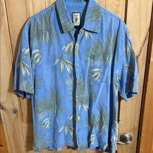 Jamaica Jaxx Blue and Green Leaf Print Men's Shirt